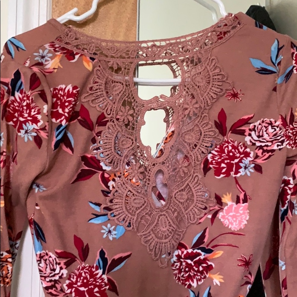 Dress - Picture 2 of 4